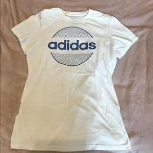 Adidas t-shirt, tennis ball graphic 🎾